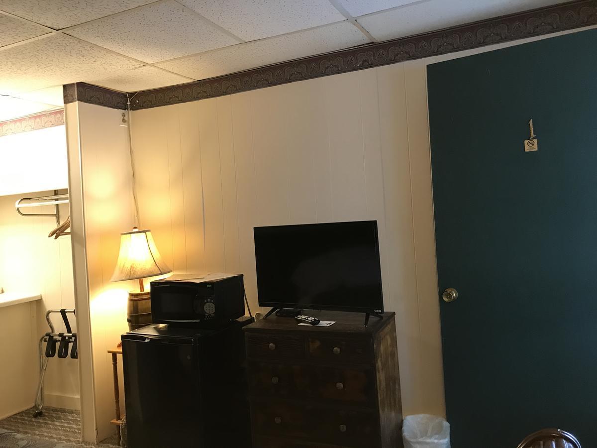 Holiday House Motel Hillsdale Exterior foto